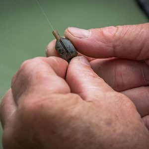 Guru Hybrid Pellet Feeder Inline rozm M 35g Podajnik Guru GPF35 - obrazek 4