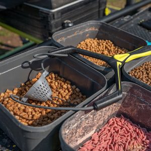 Guru Caged Window Feeder large 50+60gr Koszyczek Zanętowy Guru GWF26 - obrazek 8